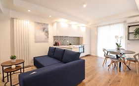 Ziani 5 Rome Vatican Apartment
